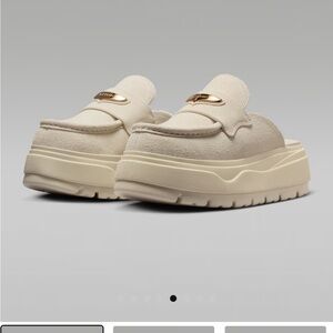 Jordan Women's Mule Loafers